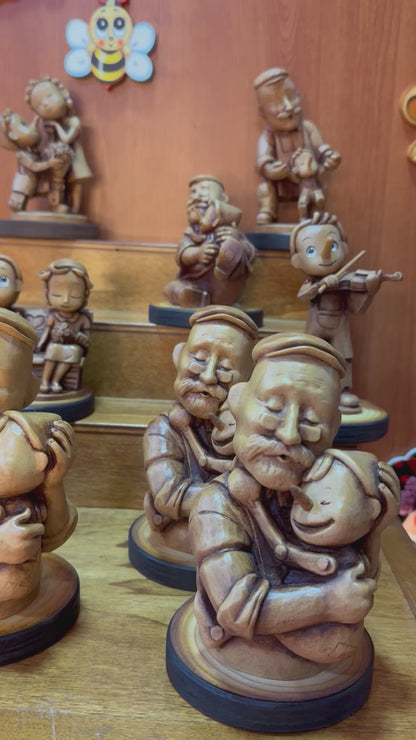Pinocchio y Geppetto andando